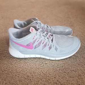 Nike Free 5.0 Sneakers Size 8.5 Like New